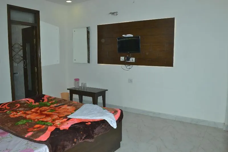 Oyo 16147 Hotel Jyoti Continental Agra Agra   Agra (Uttar Pradesh)