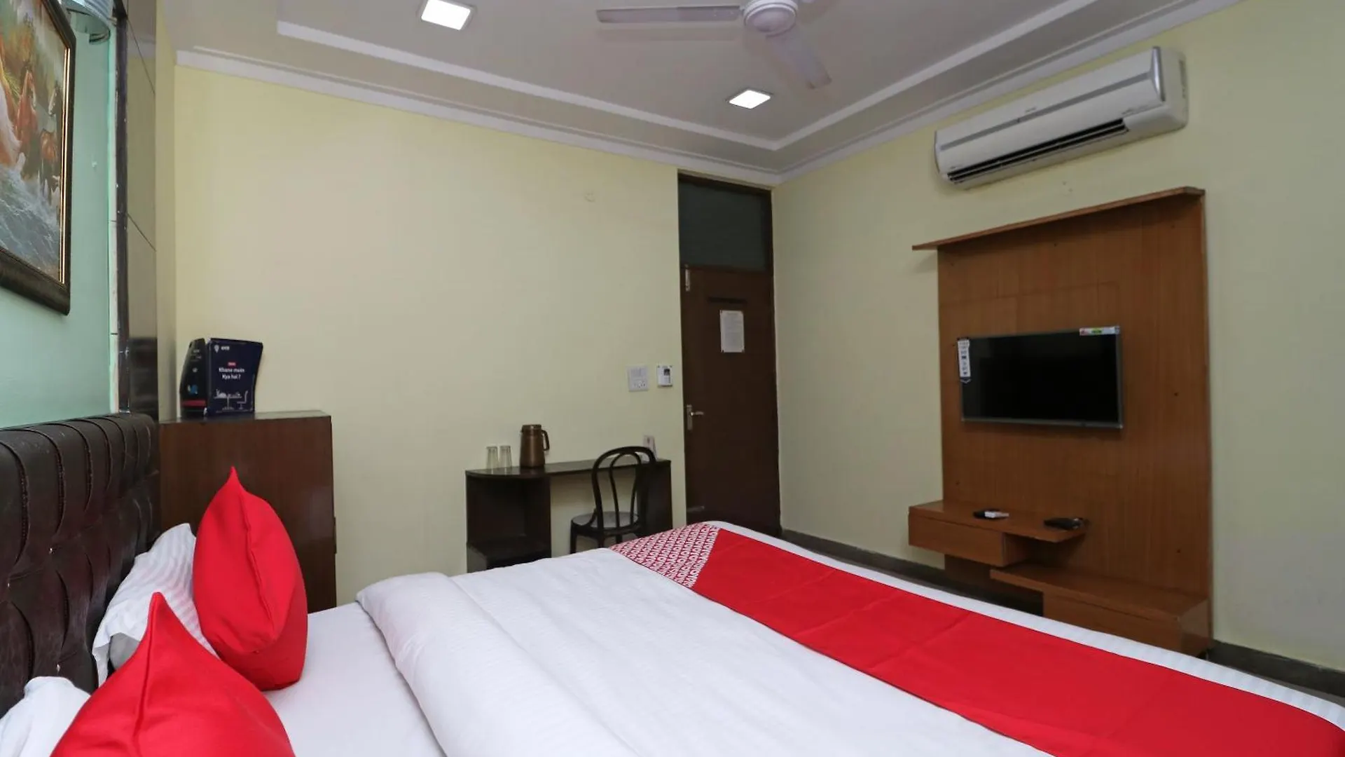 Oyo 16147 Hotel Jyoti Continental Agra Agra  Agra (Uttar Pradesh)
