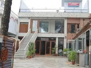 Oyo 16147 Hotel Jyoti Continental Agra Agra  3*, Agra (Uttar Pradesh)