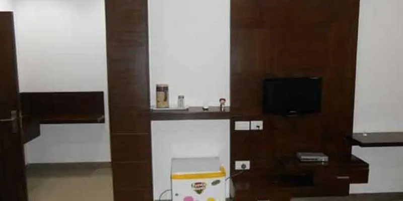 Oyo 16147 Hotel Jyoti Continental Agra Agra